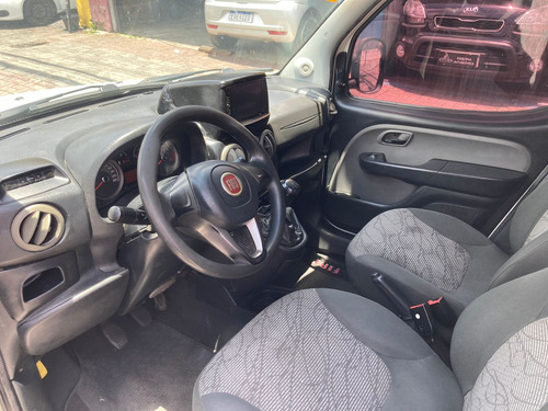 Fiat Doblo 1.8 16v Essence 7l Flex 5p