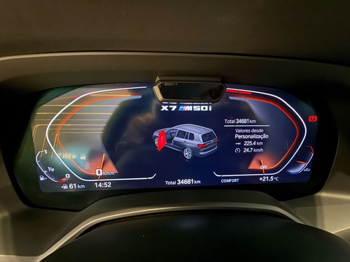 BMW X7 4.4 V8 M50I