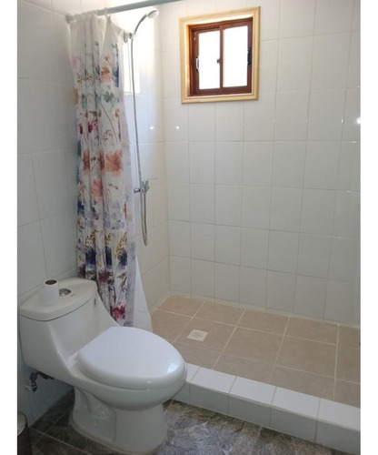 Vende Casa Con Rol Propio De 3 Dormitorios Y 2 Baños En Cami
