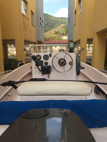 Imagem 15 de 15 de Lancha - 16 Pés - Real Powerboats - Motor Yamaha 60hp