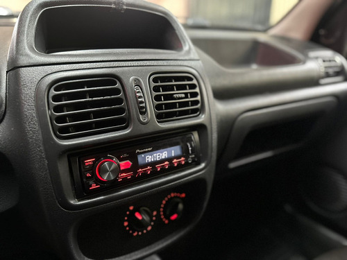 Renault Clio Clio Hatch. Authentique 1.0 16V 4p