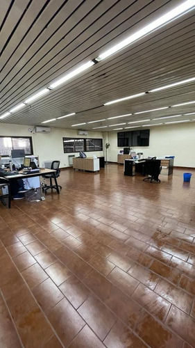 Imagen 12 de 21 de Deposito Galpon - Alquiler - Mixtura 3 - La Boca