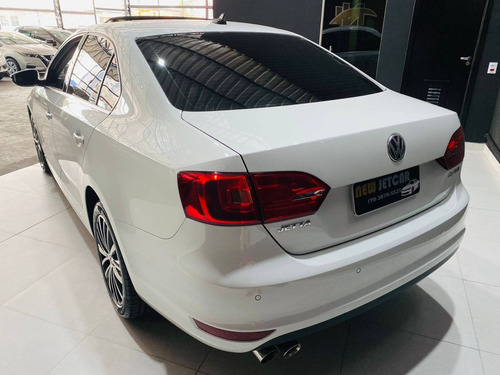 Imagem 9 de 15 de Volkswagen Jetta 2.0 Tsi Highline 211cv Gasolina 4p