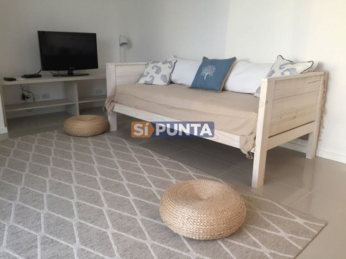 Imagen 5 de 8 de Apartamento En Alquiler En Playa Brava