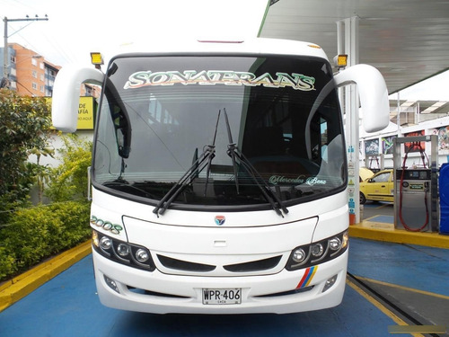 Imagen 2 de 13 de Autobuses Buses Mercedes Benz