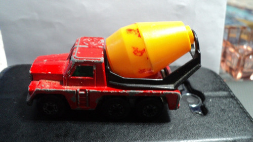 Camión    Cement Truck   Matchbox.