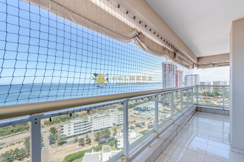 Apartamento Esquinero En Venta En Le Jardin Punta Del Este - Tres Dormitorios En Suite Más Dependencia De Servicio Con Baño- Ref: 4041