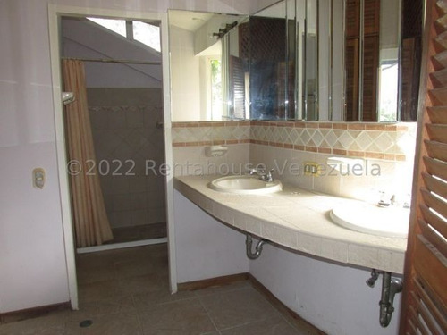 Imagen 15 de 24 de Mayerling Gonzalez Bm Vende Casa Mls #22-27882