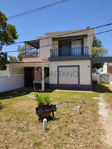 Imagen 1 de 30 de Casa De 3 Dormitorio Mas Dependencia A 1 Cuadra Del Mar - La Barra El Tesoro