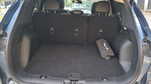 Ford Kuga TITANIUM 2.5L HIBRIDO AT AWD