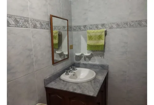 Vendo Casa Para Inversionistas Con Coworking Y 2 Aptos.