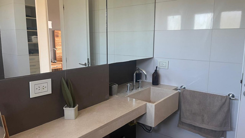 Venta De Casa Moderna 6 Amb. En El Country El Rocio Canning