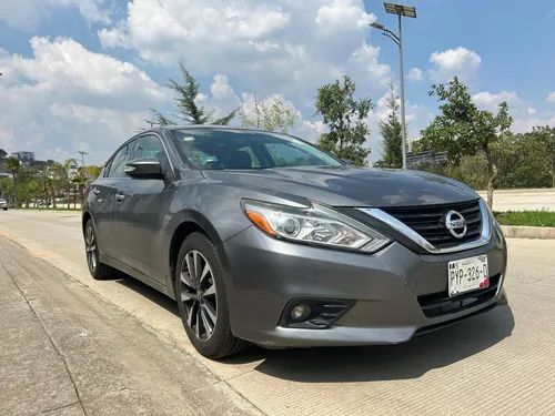 Nissan Altima 2.5 Sense Cvt