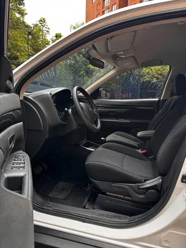 Mitsubishi Outlander 2.0 Kaiteki
