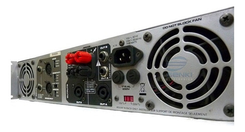 Amplificador Peavey Pvi 2500 - 1900w Rms - 2 Ohms Cor Cinza Potência De Saída Rms 1900 W