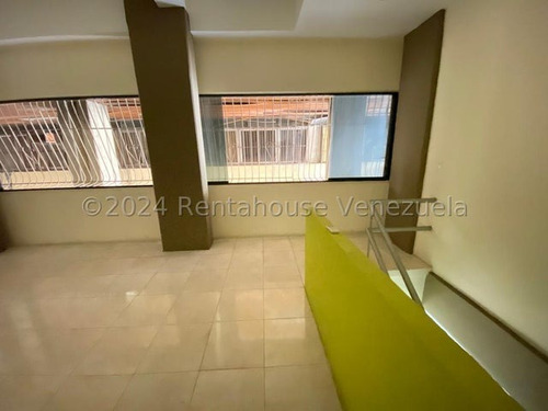 Local En Alquiler Quinta Crespo Mls 25-2401