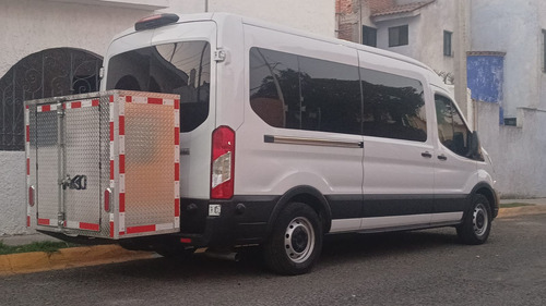 Ford Transit V6 3.5 Automática 15 Pasajeros