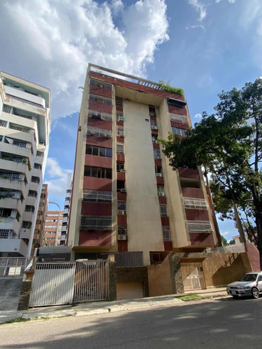 En Venta Apartamento Urb Prebo Res Altair Piso Bajo Ec