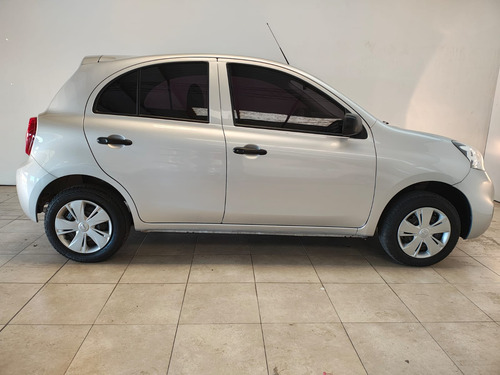 Nissan March 1.6 Active 107cv
