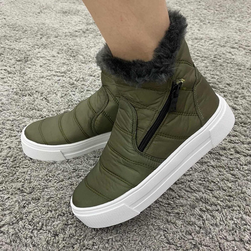 Imagem 2 de 5 de Bota Tênis Nylon Pelinho Sua Cia 8209.14 Lançamento