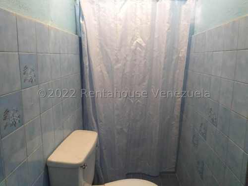 Imagen 9 de 26 de Amplia Y Comoda Casa Colonial, 04120656408 Mls 23-2219