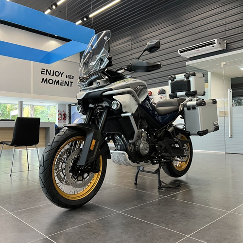 Imagen 4 de 20 de Cf Moto - 800 Mt