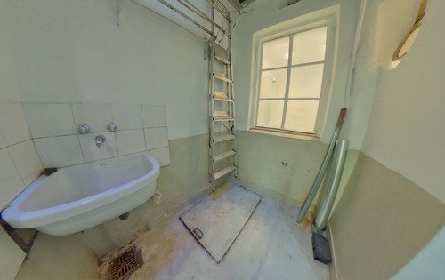 Excelente Piso Amoblado Con Dos Habitaciones. Recoleta