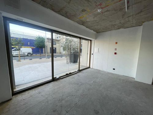 Arriendo Local Comercial De 27,95 M2, Metro San Alberto Hur