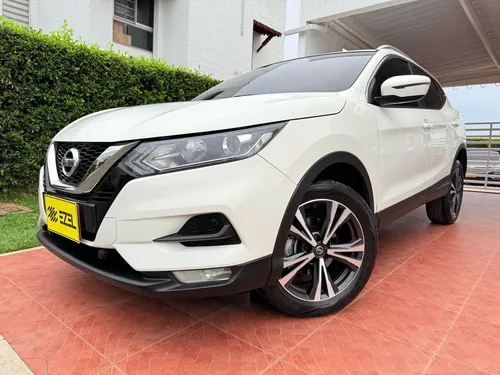 Nissan Qashqai 2.0 Advance 142 hp