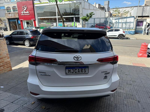 Toyota Hilux SW4 2.7 Vvt-i Flex Srv 7l 4x2 Automatico