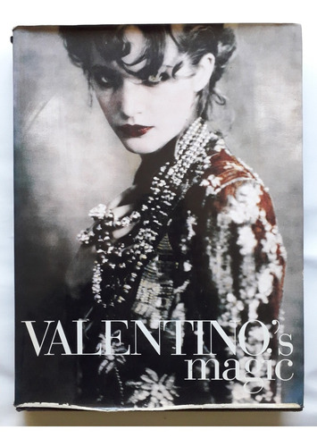 Valentino's Magic Biografía Diseño Modas Maurie Paule Pelle