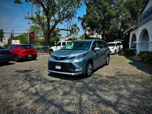 Toyota Sienna 3.5 Xle Piel At