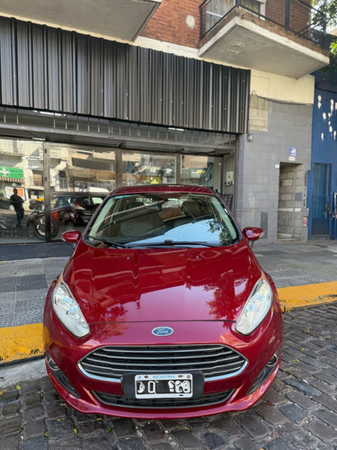 Ford Fiesta Kinetic 1.6 Titanium 120cv