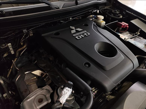 Mitsubishi Pajero Sport Pajero Sport Hpe