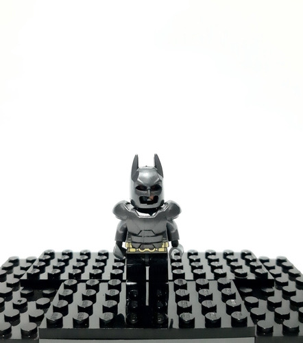 Minifigura Lego Batman Broken Jl Dc Superhéroes 