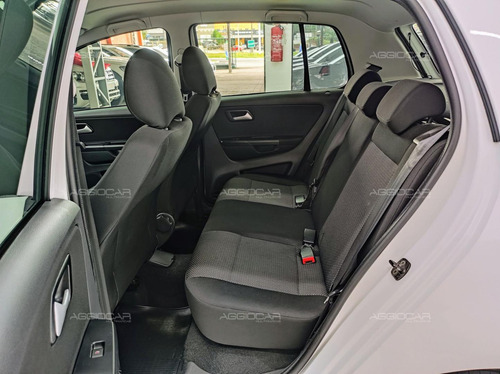 Volkswagen Fox Connect 1.6 Flex 8v 5p