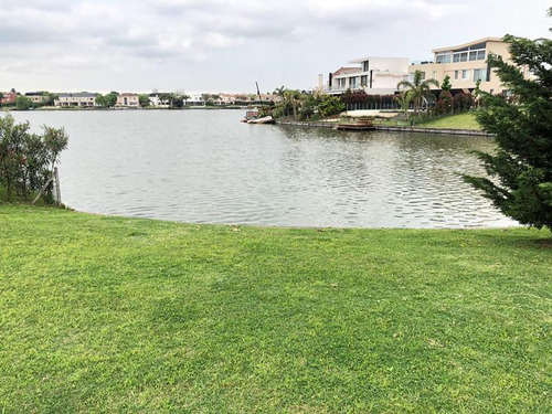 Lote Al Lago· 974,62m² - Nordelta -