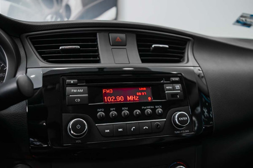 Imagen 8 de 14 de Nissan Sentra 2019