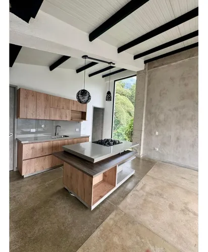 Casa En Arriendo En El Escobero