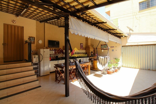 Imagem 20 de 22 de Casa À Venda, 4 Quartos, 1 Suíte, 2 Vagas, Santo Antônio - Divinópolis/mg - 33098