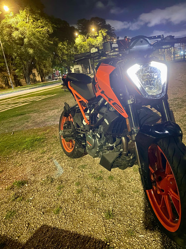 Ktm Duker 200 2024