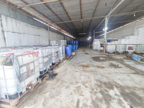 #24-2537 Amplio Galpon En Venta En Barquisimeto Zona Industrial 1 Lara Eo