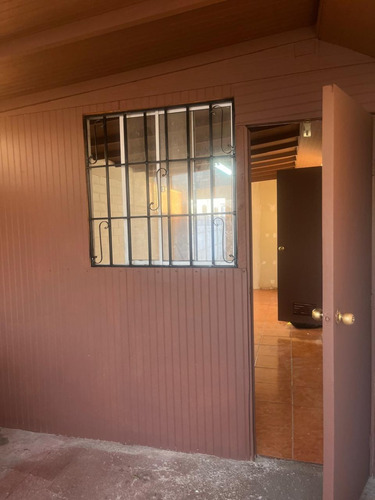 Villa Los Tilos, Casa Un Piso, Solida, Pareada, Vista Norte