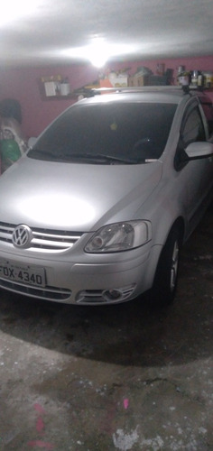 Imagem 1 de 13 de Volkswagen Fox 1.6 4 Ptas