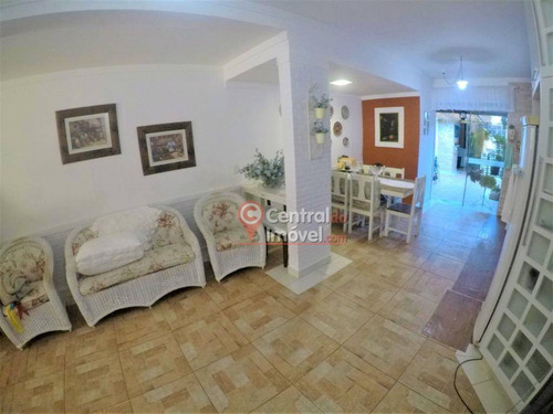 Casa Com 2 Dormitórios À Venda, 133 M² Por R$ 450.000,00 - Centro - Camboriú/sc - Ca0243