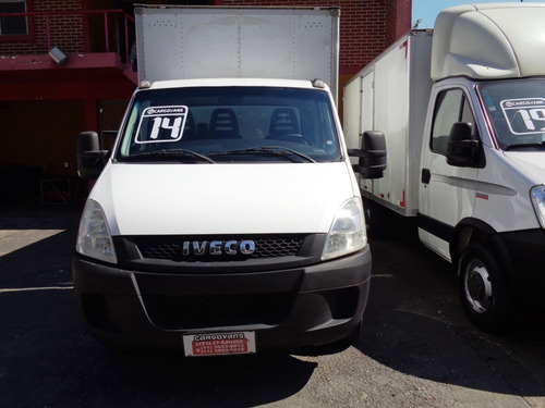 Imagem 2 de 11 de Iveco Daily 35s14