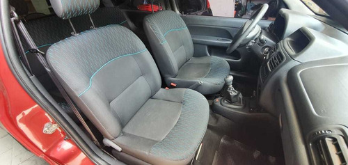 Renault Clio 1.2 Mío Authentique Pack Look 2015 $720000