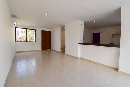 Casa En Venta En Mérida, Privada Andres, Cumbres De Novonorte, Conkal