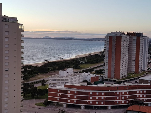 Imagen 7 de 14 de Gran Departamento Con Excelente Vista Al Mar !
