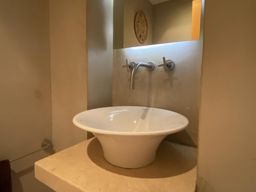 Exclusivo Piso De 3 Amb En Av. Pedro Goyena